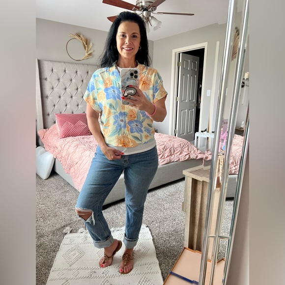 Butter blue button down - Picture 2 of 3